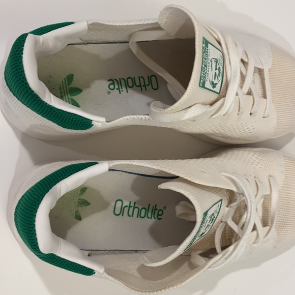 Kids Adidas Stan Smith PrimeKnit - Size 5 (women’s 6.5) - Picture 9 of 10